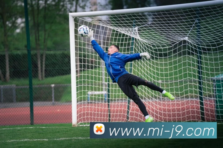 九游体育APP 体育赛事宣传图